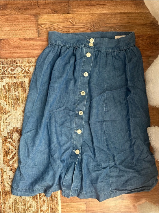 LOFT Dresses & Skirts - LOFT Button-Front Midi Skirt in Blue Linen blend